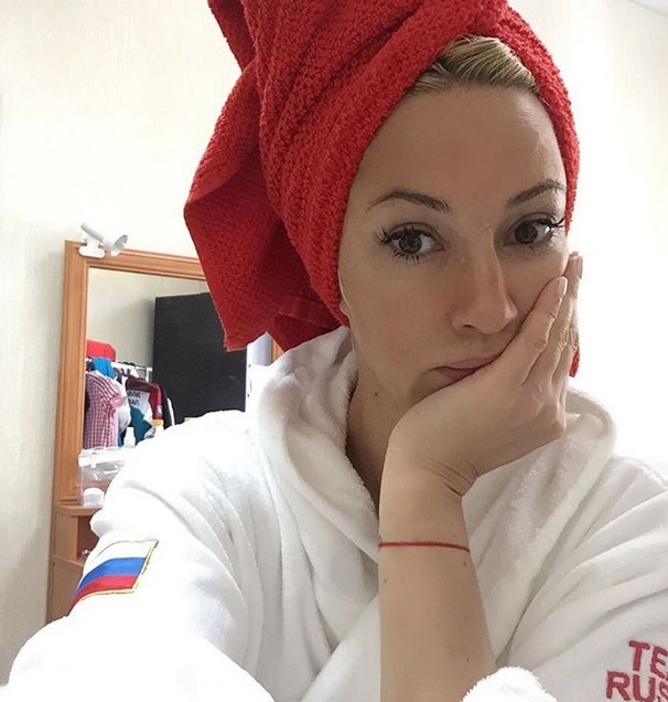 В сети разгорелся спор из-за платья Леры Кудрявцевой на "Новой волне"