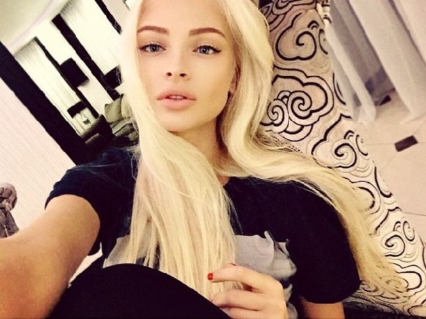 Алена Шишкова уехала на отдых в гордом одиночестве