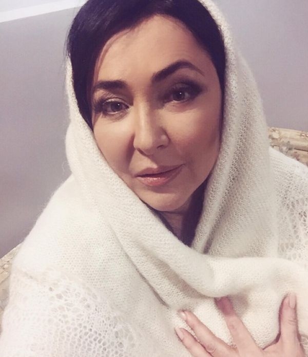 Лолита Милявская рассказала о том, как прошел ее день рождения, и похвасталась подарками Лолита Милявская рассказала о том, как прошел ее день рождения, и похвасталась подарками