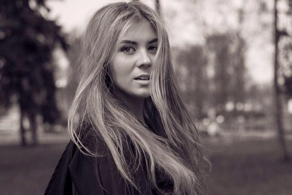 Анна Шульгина призналась, когда и зачем обманывала маму