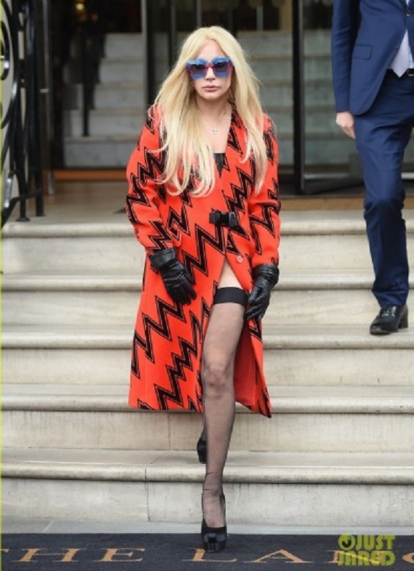 Леди Гага шокировала лондонцев своим видом