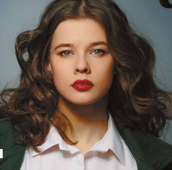 Екатерина Шпица показала фотографию в необычайно красивом платье
