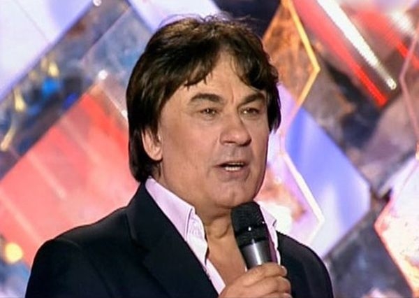 Александр Серов гневно высказался о пародиях на себя в шоу «Точь-в-точь»
