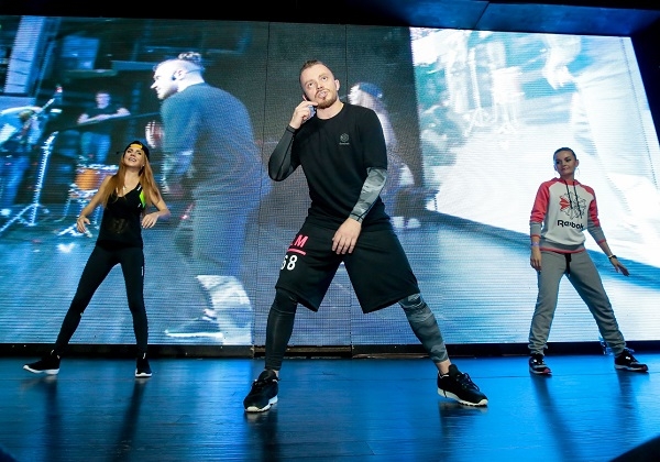 Reebok провел Dance Fit тренировку с МакSим, Настей Крайновой, Митей Фоминым, Владом Топаловым и хореографом Гариком Рудником