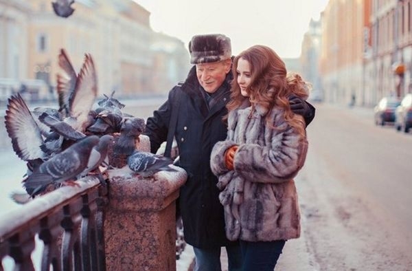 85-летний Иван Краско и его 25-летняя супруга Наталья снялись в романтической фотосессии