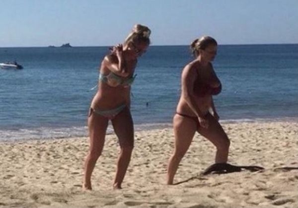 Анна Семенович прокомментировала скандальные фотографии в бикини
