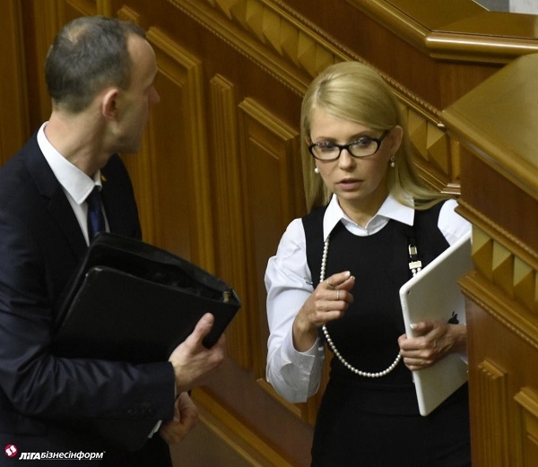 Алла Пугачева предложила Юлии Тимошенко спеть дуэтом