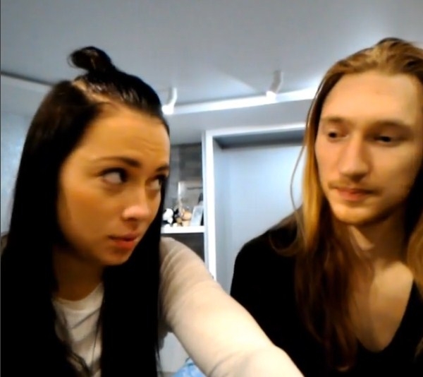 Настасья Самбурская публично сказала, что ее возлюбленный - "безголосое волосатое чмо" Настасья Самбурская публично сказала, что ее возлюбленный - "безголосое волосатое чмо"