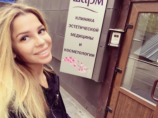 Елена Беркова увеличила себе грудь Елена Беркова увеличила себе грудь