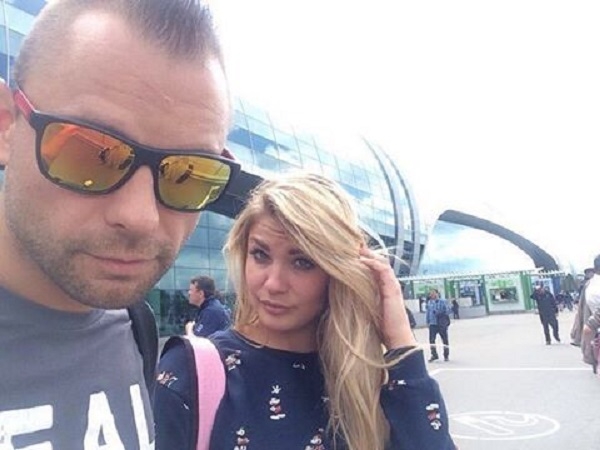 Руслана Мишина начала тянуть из Семена Фролова деньги  Руслана Мишина начала тянуть из Семена Фролова деньги