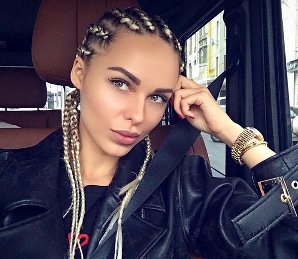 Певицу Ханну не узнали фанаты