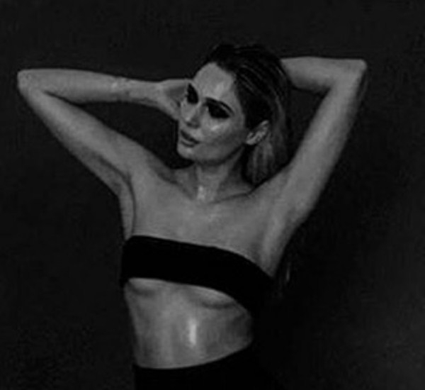 Наталья Рудова опубликовала фото с голой грудью