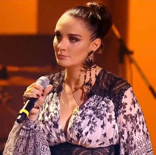 Елена Ваенга находится в тяжелом состоянии