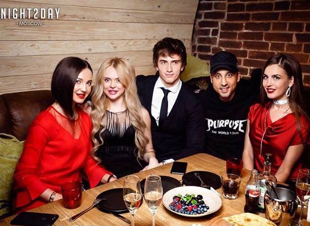 Бузова увела пиарщика у Тарасова