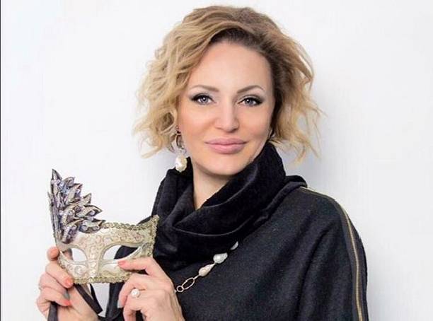 42-летняя Алла Довлатова беременна в 4 раз