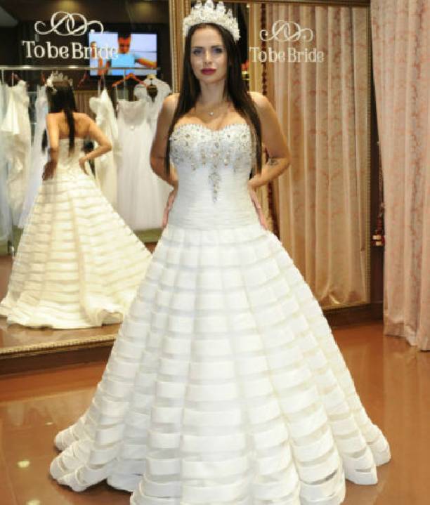 Виктория Романец показала свадебное платье