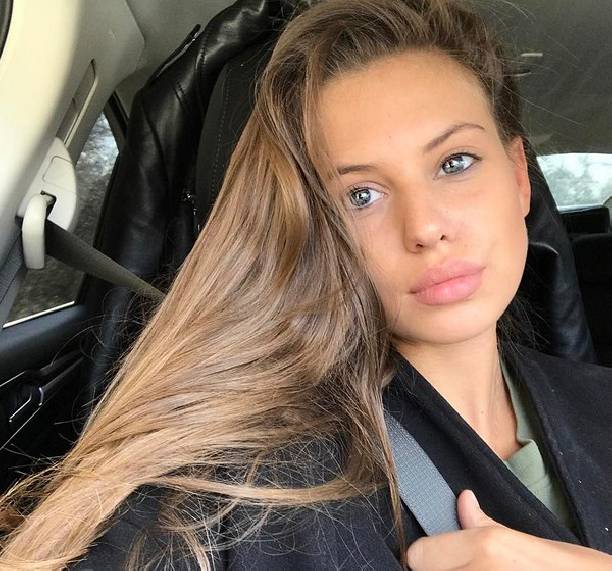 Александра Артемова решилась на короткую стрижку