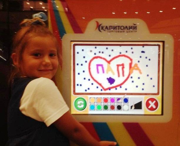Дочь Даны Борисовой больше не вспоминает о матери
