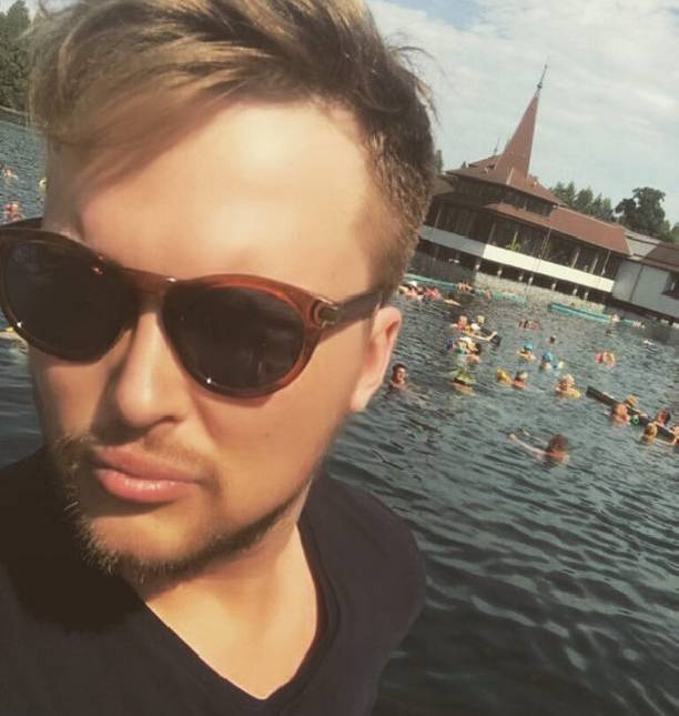 Снимок голого Егора Холявина вызвало много шума
