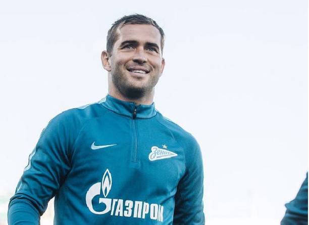 Александр Кержаков завершает футбольную карьеру