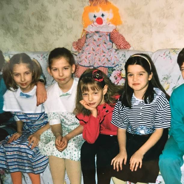 Ксения Бородина растрогала поклонников своими детскими фотографиями