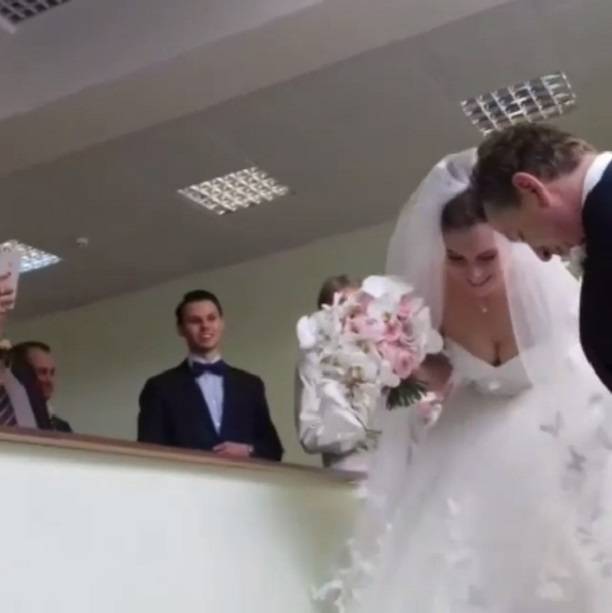 Марат Башаров женился на своей фанатке