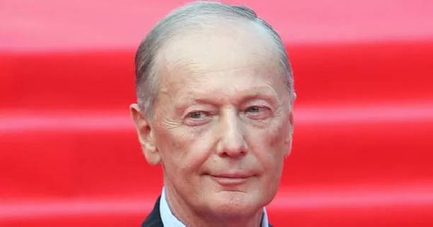 Секретарь больного раком Михаила Задорнова поведал о его нынешнем состоянии