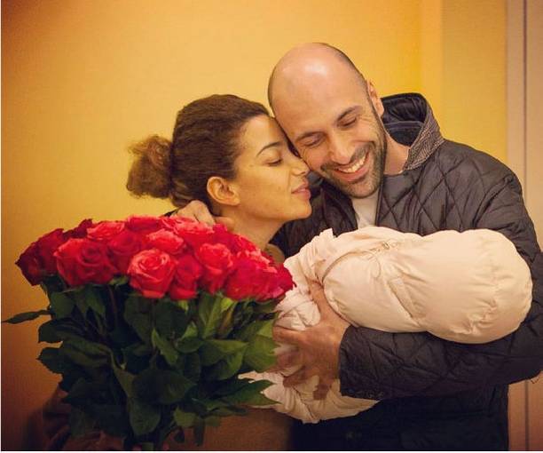Евгений Папунаишвили поделился первым снимком новорожденной дочери