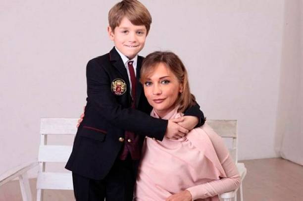 Татьяна Буланова напугала своих поклонников фотографией из больницы 