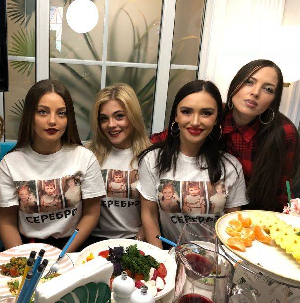 Группа SEREBRO удивила неожиданным составом