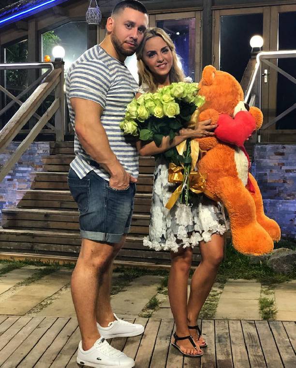 Юлия Ефременкова получила от возлюбленного предложение руки и сердца