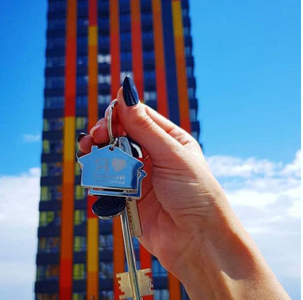 Ольга Ветер наконец-то получила ключи от квартиры, которую выиграла два года назад