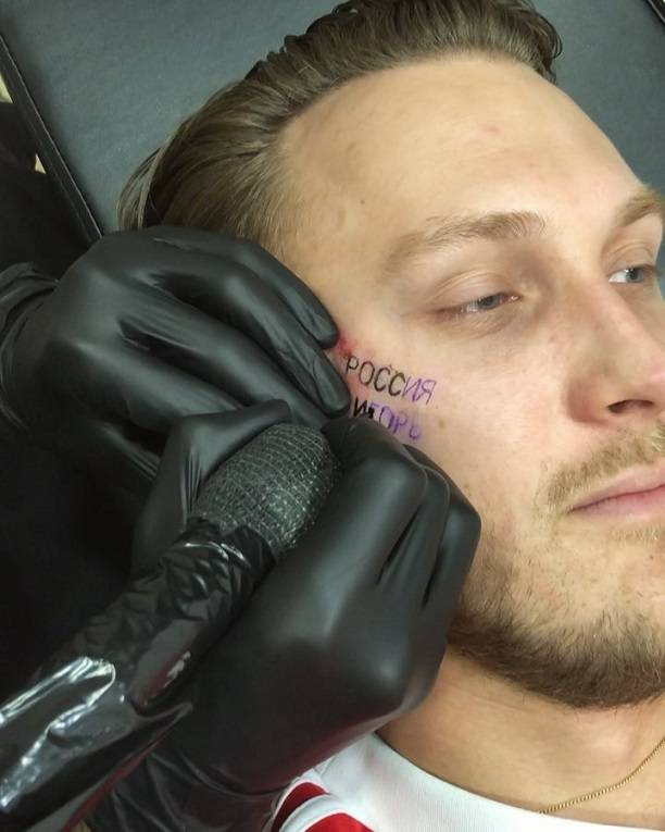Рэпер T-killah удивил татуировкой на лице