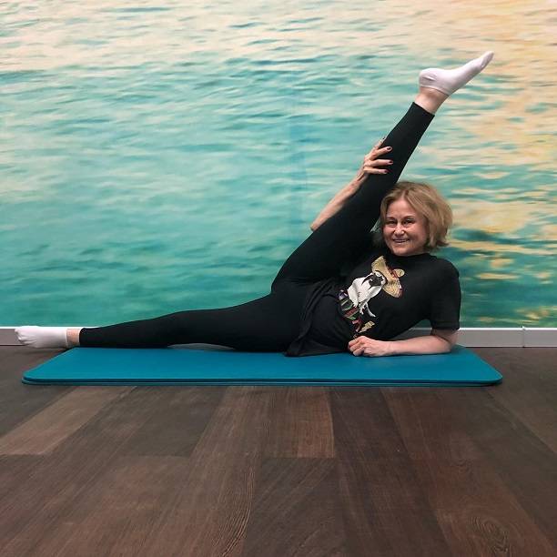 57-летняя Дарья Донцова разделась для откровенной фотосессии