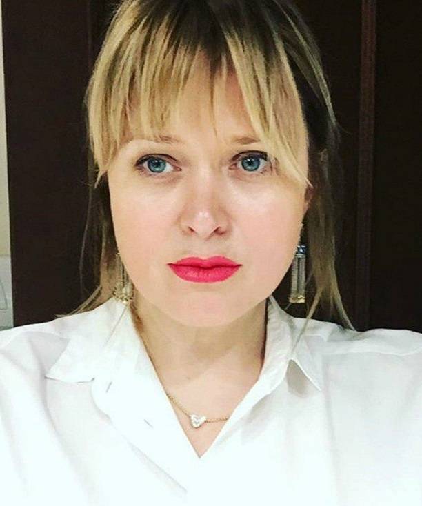 Похудевшая Анна Михалкова стала не узнаваема