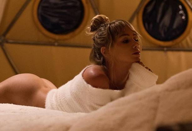 Интимные фото звезды Playboy Сары Джин Андервуд появились в сети