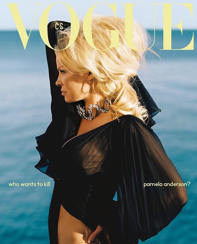Памела Андерсон снялась в необычном проекте журнала Vogue