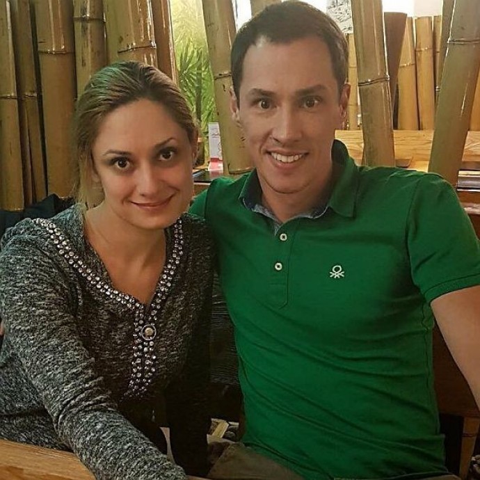 Тимур Еремеев сделал пластическую операцию, что бы быть похожим на Спартака Мишулина Тимур Еремеев сделал пластическую операцию, что бы быть похожим на Спартака Мишулина