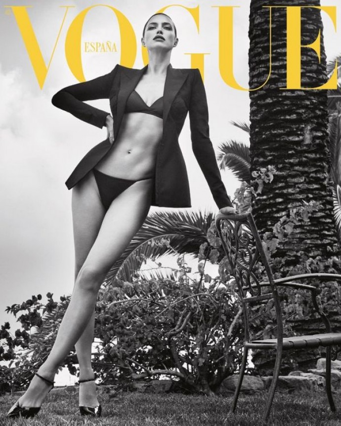 Ирина Шейк и Адриана Лима устроили лесбийское игрище на страницах Vogue
