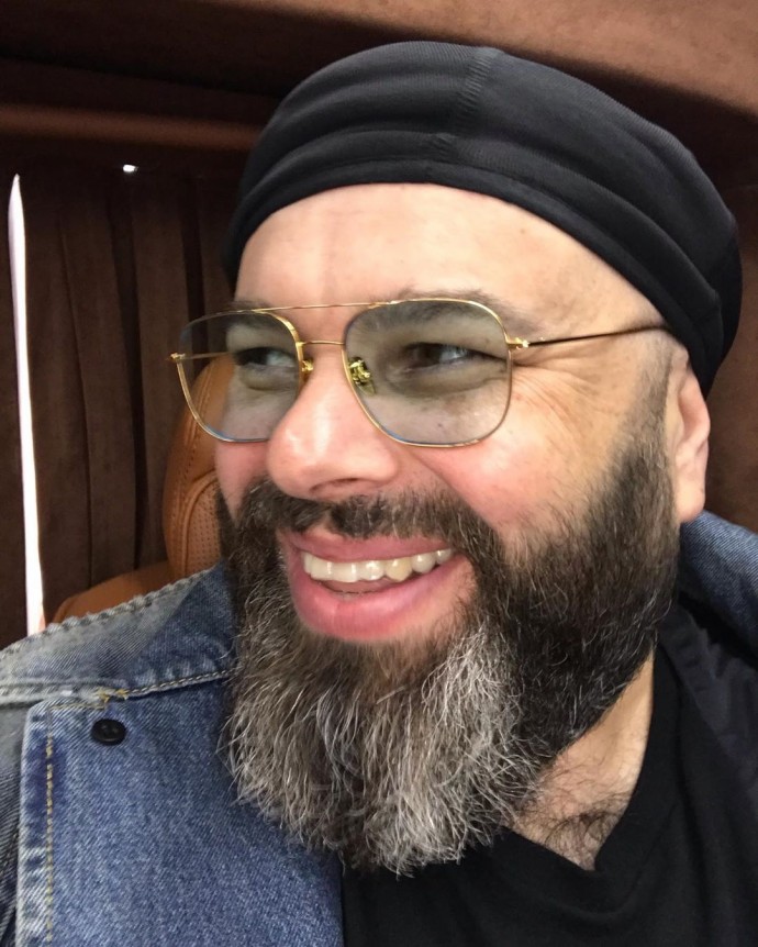 Максим Фадеев уверяет, что Наргиз Закирова и Олег Майами довели его до полусмерти Максим Фадеев уверяет, что Наргиз Закирова и Олег Майами довели его до полусмерти