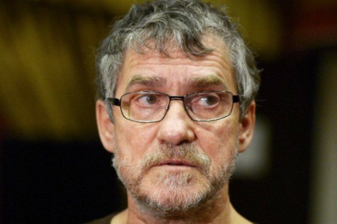 Пьяный Валерий Гаркалин убежал от врачей «скорой помощи» Пьяный Валерий Гаркалин убежал от врачей «скорой помощи»