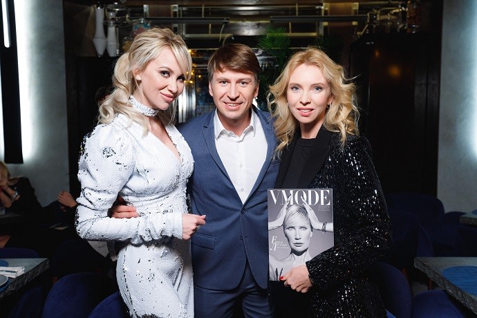 Виктория Лопырева и Лена Летучая стали обладательницами новой модной премии