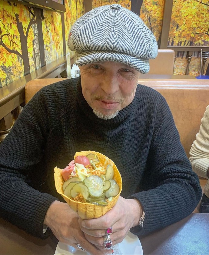60-летний Гарик Сукачев выглядит на все 80