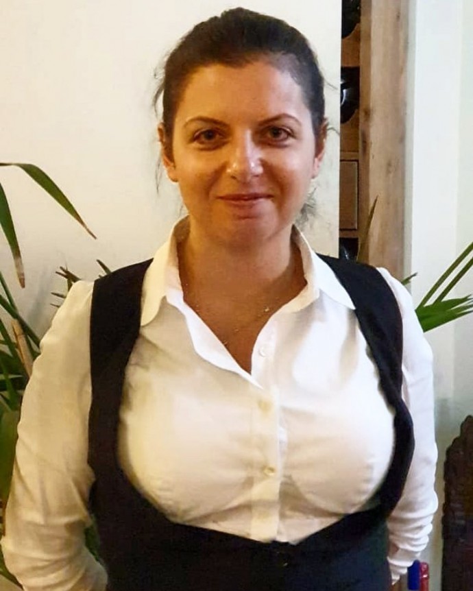 "Даже не знаю, как об этом сообщить без взрыва хохота": Маргарита Симоньян забеременела спустя 4 месяца после родов