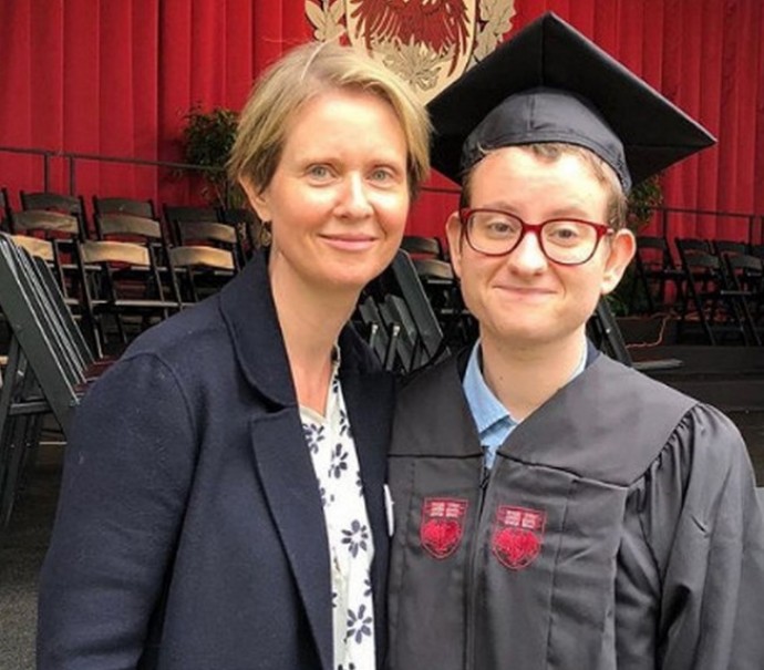 Киноактриса Синтия Никсон рассказала о смене пола своей дочери Киноактриса Синтия Никсон рассказала о смене пола своей дочери