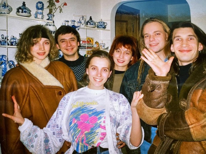 Светлана Бондарчук показала ретро фото с друзьями