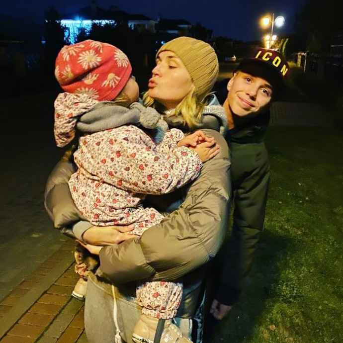 Полина Гагарина устроила шумный праздник в честь дня рождения дочки