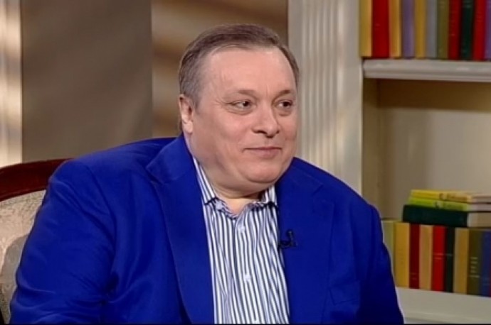 Андрей Разин обвинил Леру Кудрявцеву в занятии проституцией и мошенничестве