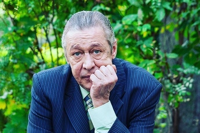 Сергей Мазаев: «Я не раз предлагал Ефремову пройти курс лечения от алкоголизма, но он отказывался» Сергей Мазаев: «Я не раз предлагал Ефремову пройти курс лечения от алкоголизма, но он отказывался»