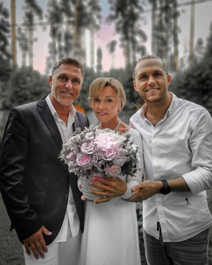 Родители Влада Соколовского сыграли свадьбу